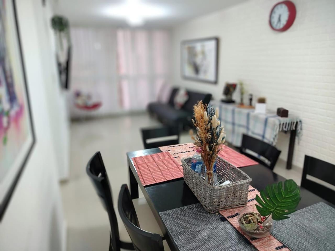En El Centro Con Cochera Trujillo Ngoại thất bức ảnh